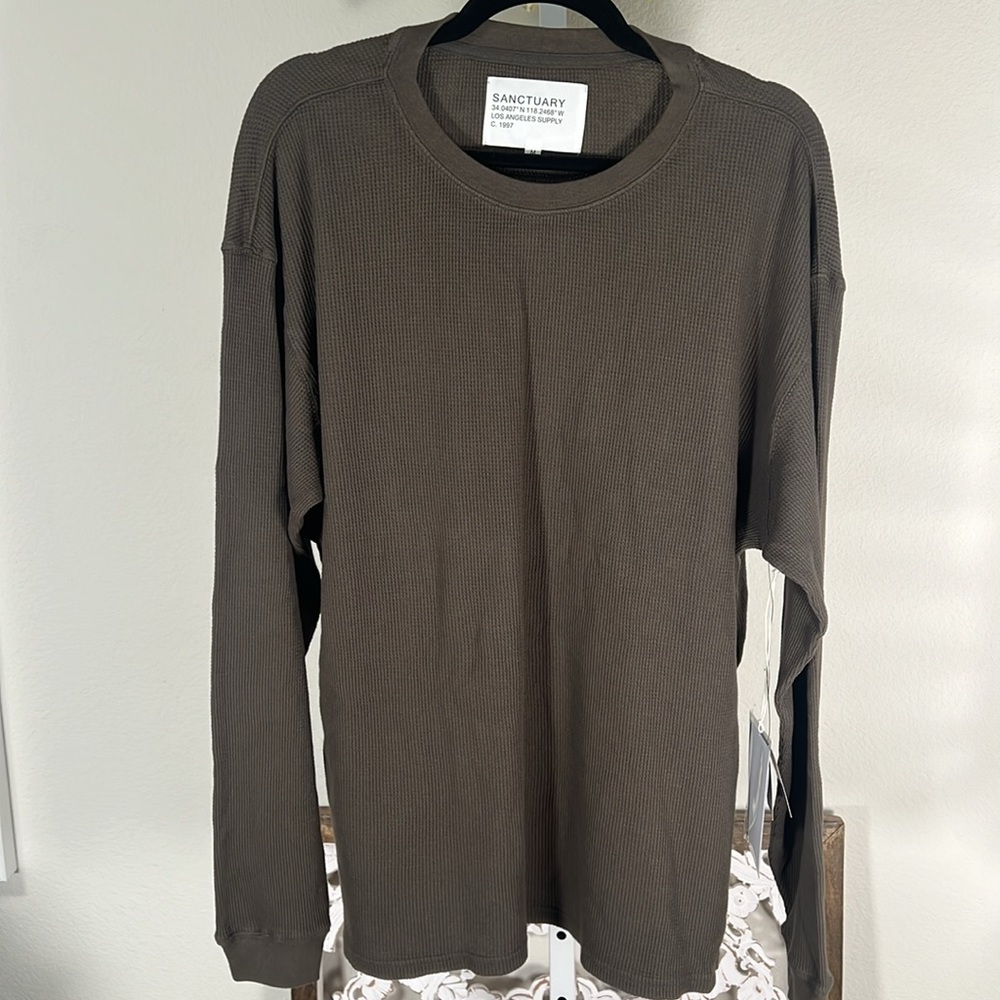 Sanctuary ribbed knit long sleeve tee. Size M